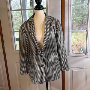 Variations Vintage Black and White Blazer